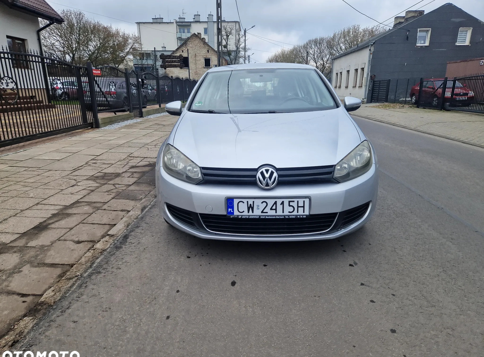 Volkswagen Golf cena 21900 przebieg: 210000, rok produkcji 2008 z Drzewica małe 106